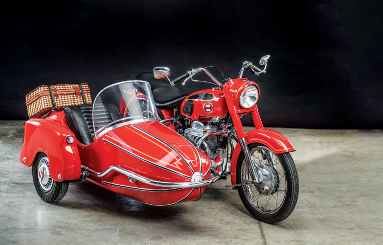 A Lesson in Perfection: 1959 Ariel Square Four Image